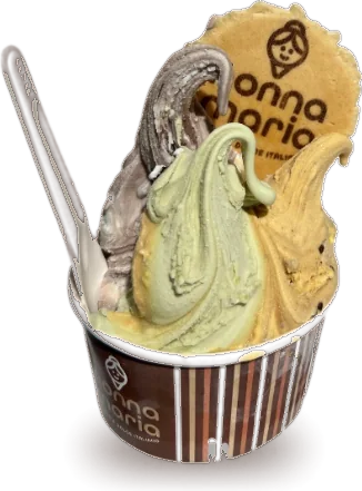 Vasito de gelato con tres sabores